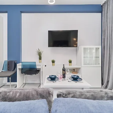 Modern Kosciuszki With Free Garage By Renters * Vratislav