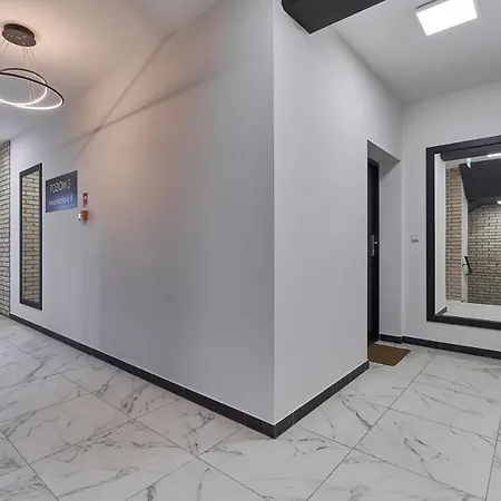 Modern Kosciuszki With Free Garage By Renters شقة فروتسواف