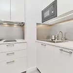 Modern Kosciuszki With Free Garage By Renters Breslavia