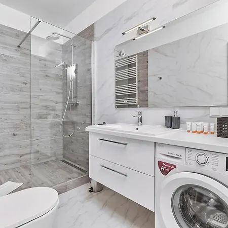 Modern Kosciuszki With Free Garage By Renters 아파트 *