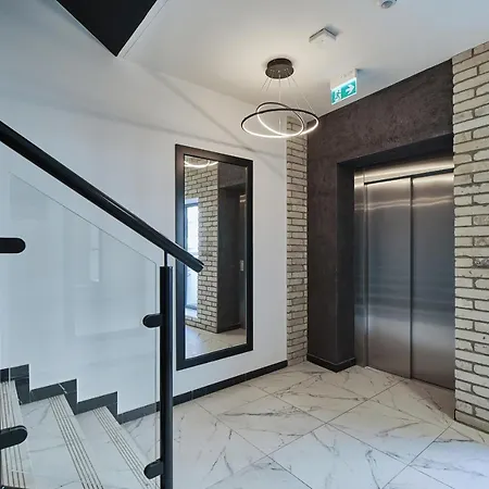 Modern Kosciuszki With Free Garage By Renters * 브로츠와프
