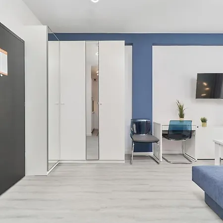 Modern Kosciuszki With Free Garage By Renters Apartment *